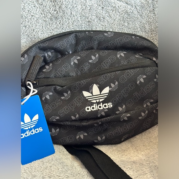 New Adidas Trefoil Logo Waist Pack Cross Body Belt Bag - Picture 5 of 9